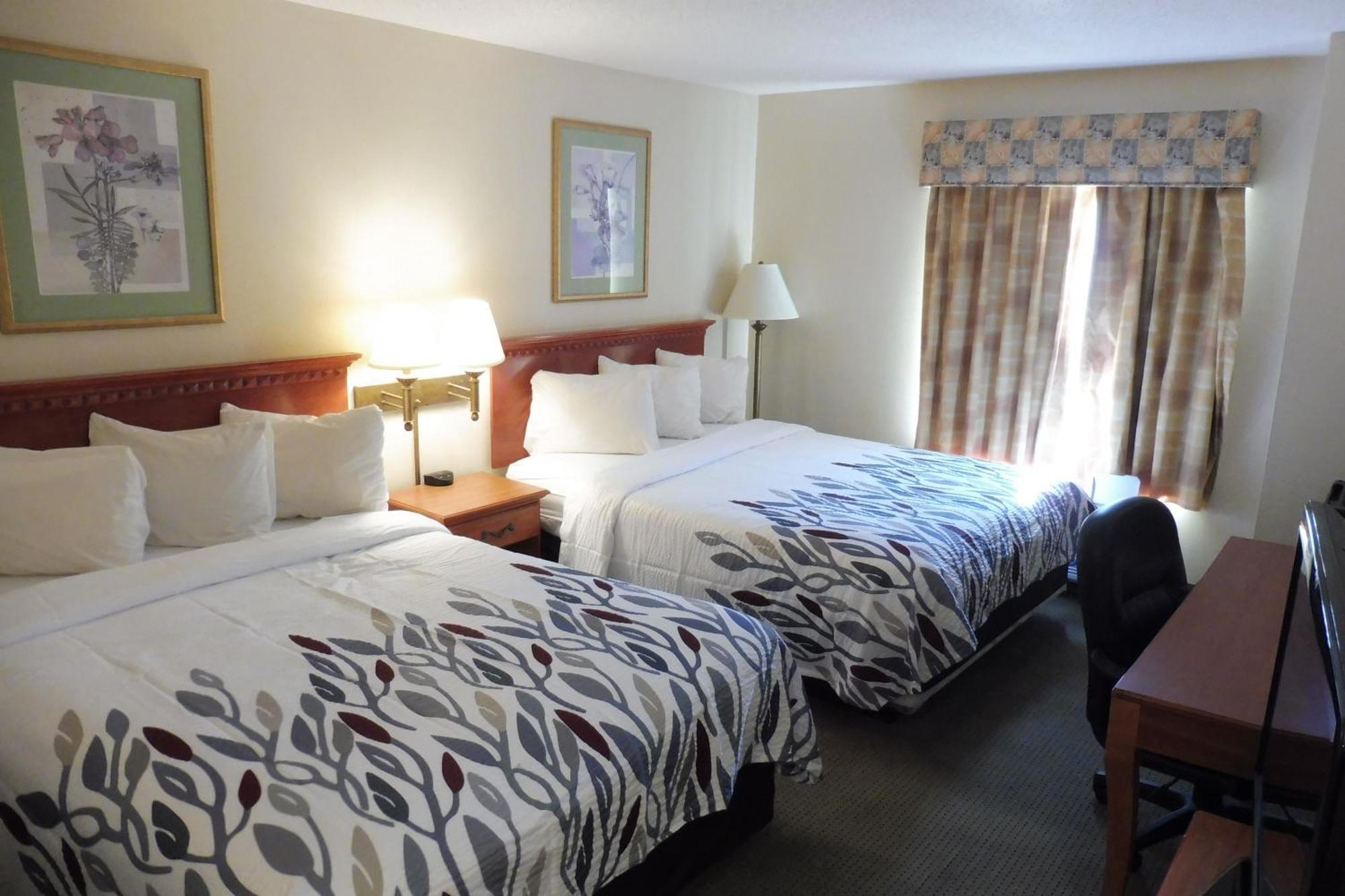 Red Roof Inn & Suites Galloway Buitenkant foto
